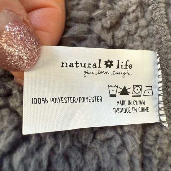 Natural Life Oversized Blanket Hoodie Pullover Gray Fringe Trim Teddy One Size - Picture 7 of 12